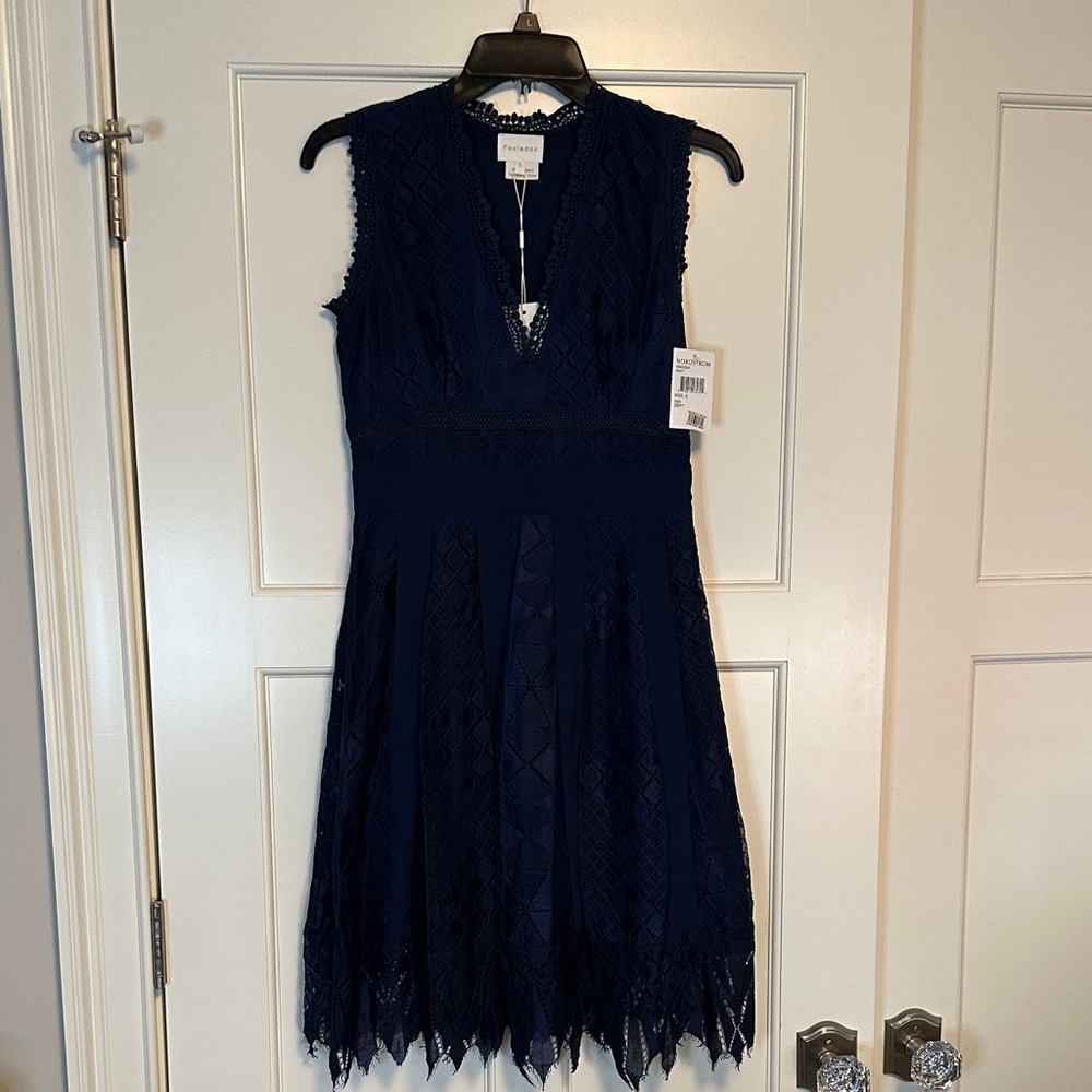 NWT Foxiedox Navy Sleeveless Lace Mini Dress